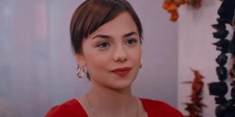¡Mira a Bahar Sahin! ¡Repite lo que hizo en la serie Zalim Istanbul!