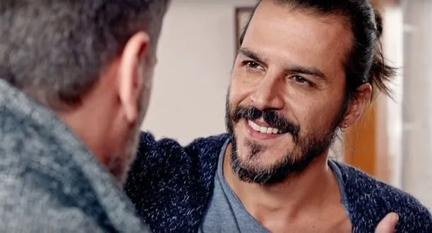 ¡Se hablará mucho del período de verano de Mehmet Günsür con dos proyectos muy ambiciosos!