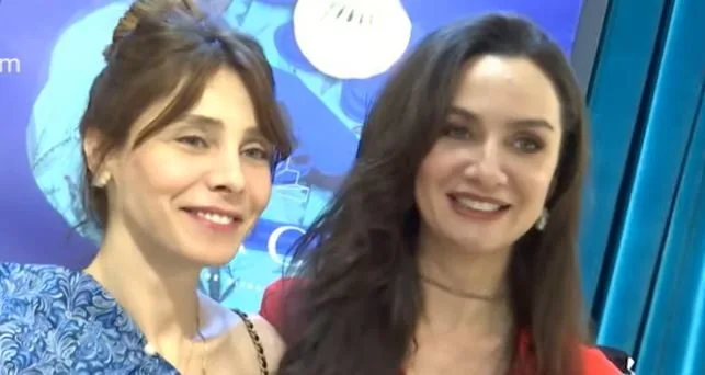 Birce Akalay y Nur Fettahoğlu, que se conocieron en la serie de televisión Babil, se hicieron muy buenos amigos.