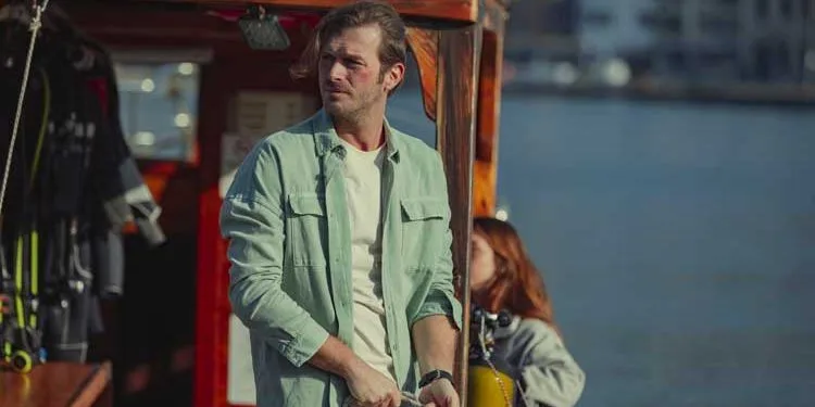 ¡Las imágenes detrás de escena de Yakamoz S-235, que llevaron a Kıvanç Tatlıtuğ a sus fanáticos, crearon emoción!