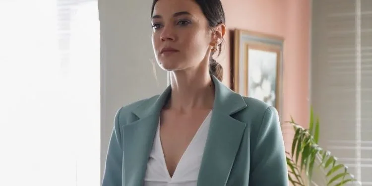 ¡El gran éxito de la serie Yargı trajo otro premio a Pınar Deniz!