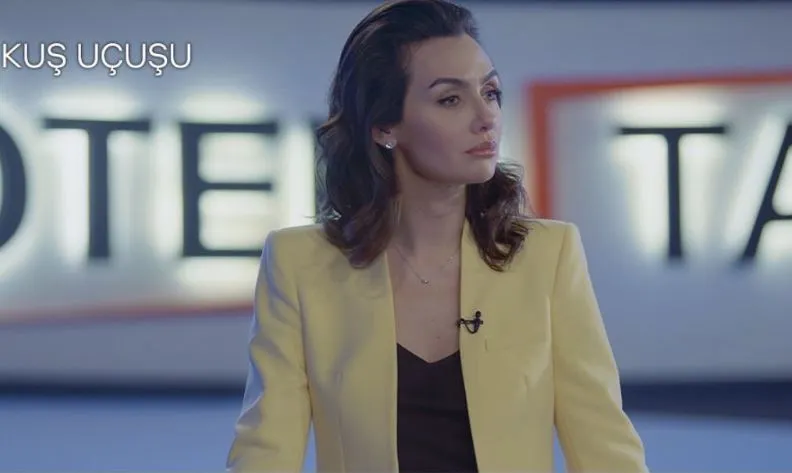Cautivando a todos con su papel como periodista exitosa en Kuş Uçuşu, ¡Birce Akalay será una policía de sangre fría esta vez!