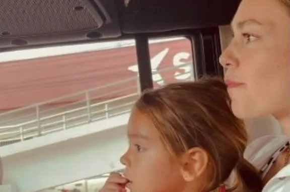 ¡Aquellos que vieron al niño en los brazos de Aslı Enver no podían creer el parecido!