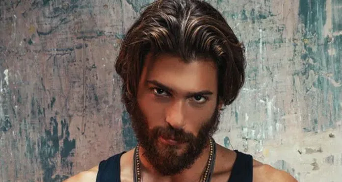 ¡Can Yaman se reunió con el famoso cineasta!