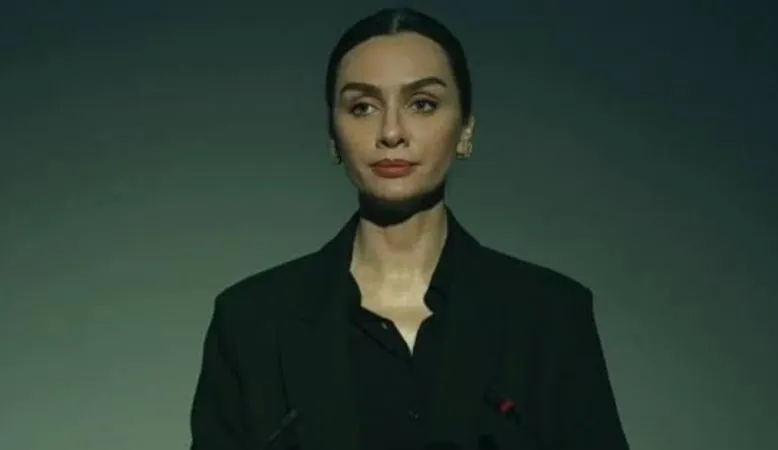 ¡Birce Akalay anunció la sorpresa sobre la serie Kuş Uçuşu por primera vez!