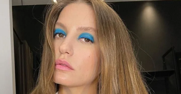 ¡Serenay Sarıkaya brilló en París esta vez!