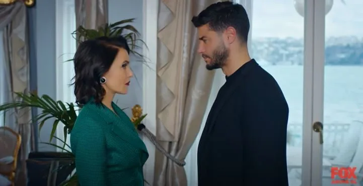 No hay Berk Oktay y Şevval Sam, entonces, ¿se hundirá el Yasak Elma o saldrá fuerte?