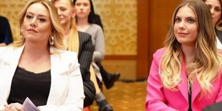 ¿Melisa Doğu se despidió del Yasak Elma? ¡El sorprendente comentario de Eda Ece!