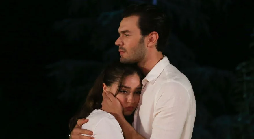 El ascenso de la popular pareja del último período, Cemre Baysel y Aytaç Şaşmaz, no se detiene