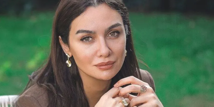 ¿Cuál es la serie inolvidable de la famosa actriz Birce Akalay?