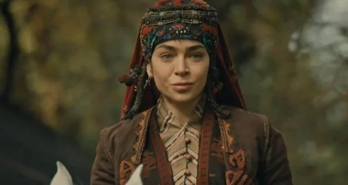 ¡Desde la fundación del Imperio Otomano hasta su colapso, Öykü Çelik volverá a dar la prueba de la serie histórica!