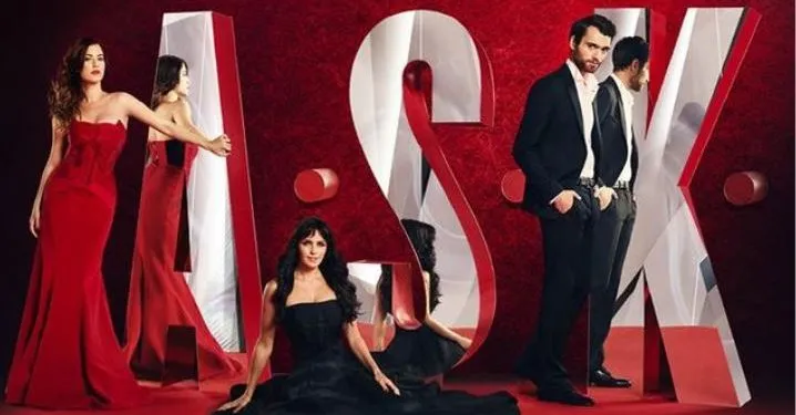 Uniendo a Hazal Kaya y Kaan Urgancıoğlu, la serie A.Ş.K. ¡Se estrena en España!