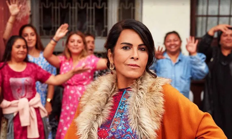 Paramparça, Avlu, Arıza y Üç Kuruş! ¡Nursel Köse, indispensable para las series dramáticas, cambió su estilo!