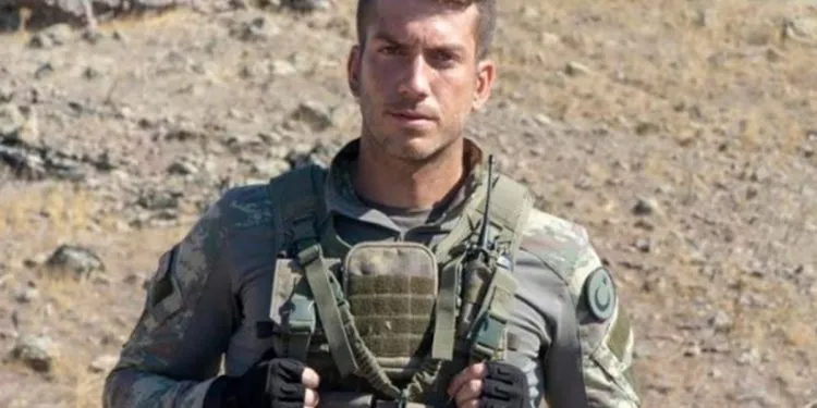 Se fueron Berrak Tüzünataç y Ozan Dolunay, llegaron refuerzos de Survivor a la serie Kanal D
