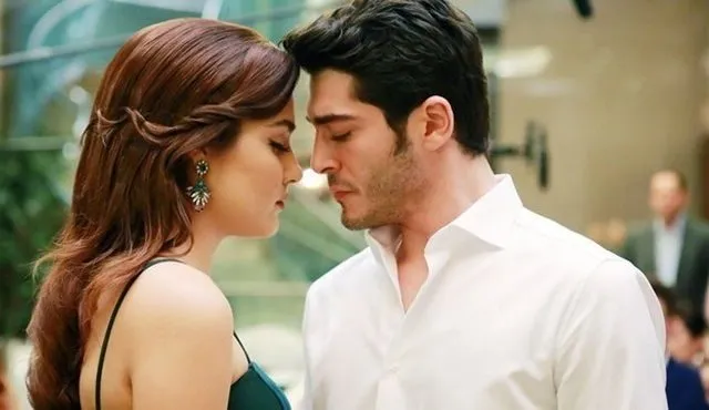 ¡Hande Erçel y Burak Deniz están arrasando en Bolivia!