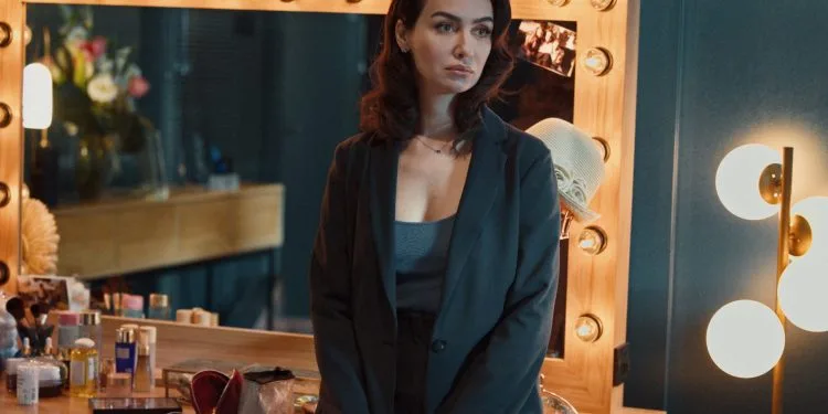 ¡Birce Akalay dio tal consejo que los espectadores de Kuş Uçuşu y Mezarlık estarán encantados!