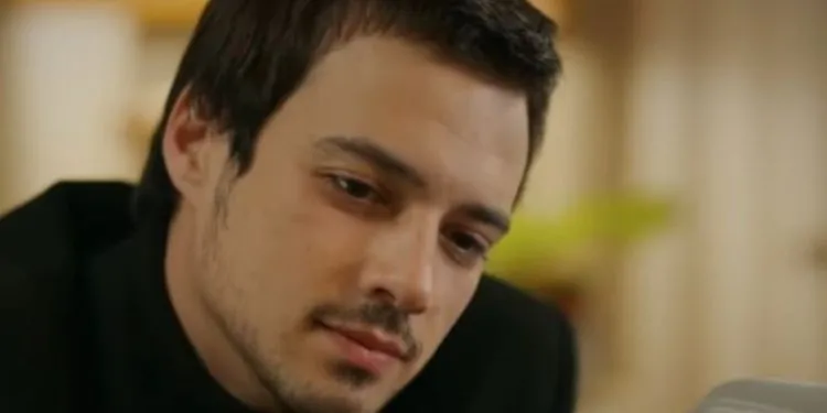 ¡El actor Mert Yazıcıoğlu desafió a su colega Kerem Bürsin!