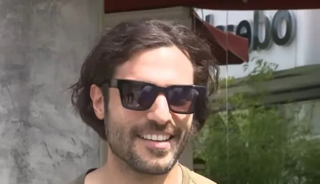 ¡Serkan Çayoğlu regresa a la pantalla de televisión nuevamente!