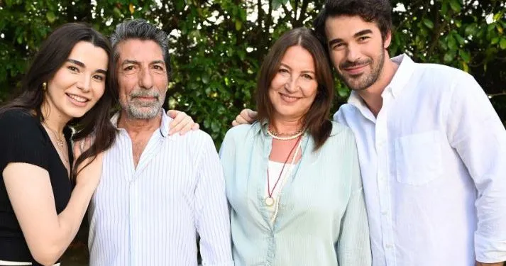 ¡La historia de la serie Aldatmak de Vahide Perçin, todo el reparto y los tráilers!