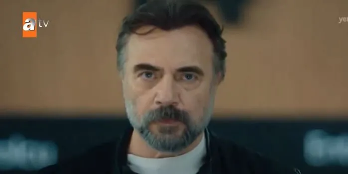 ¡Oktay Kaynarca fue apreciado nuevamente por su lealtad a su amigo en Eşkıya Dünyaya Hükümdar Olmaz!