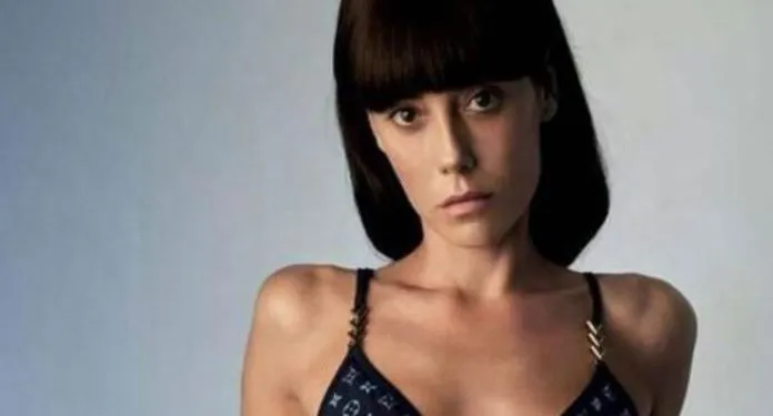¡Cansu Dere, cuya serie infiel terminó, hizo una gran confesión sobre su profesión!