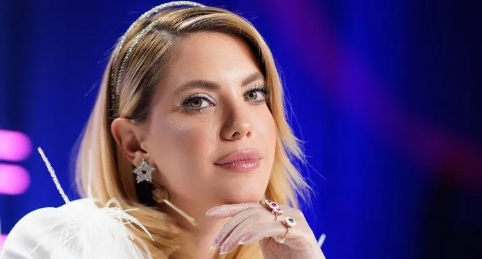 ¡Antes de que comenzara la serie Yasak Elma, se reveló el nuevo estilo de temporada de Eda Ece!