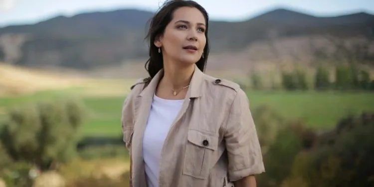 Aquí está la nueva serie de Gülsim Ali İlhan, quien dejó la serie Gönül Dağı