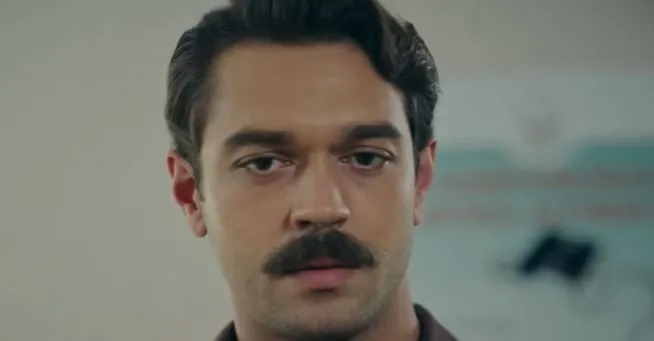 Furkan Andıç, quien hizo el final de la serie Kara Tahta, ¡mira dónde se quedó sin aliento!