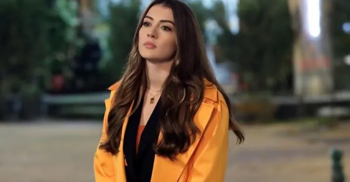 ¡El apoyo y los elogios de Burcu Özberk al nuevo proyecto de Elçin Sangu!