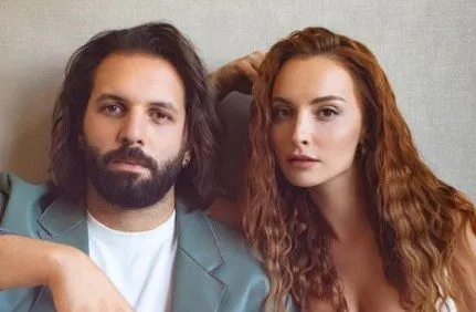 ¡Regalo de boda sorpresa de Başak Gümülcinelioğlu a Çağrı Çıtanak!