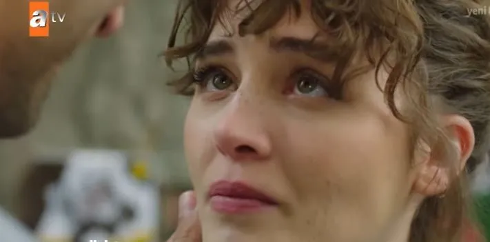 ¡Una nueva decisión para su carrera de Deniz Işın, que no sigue la serie de televisión Sevmek Zamanı!