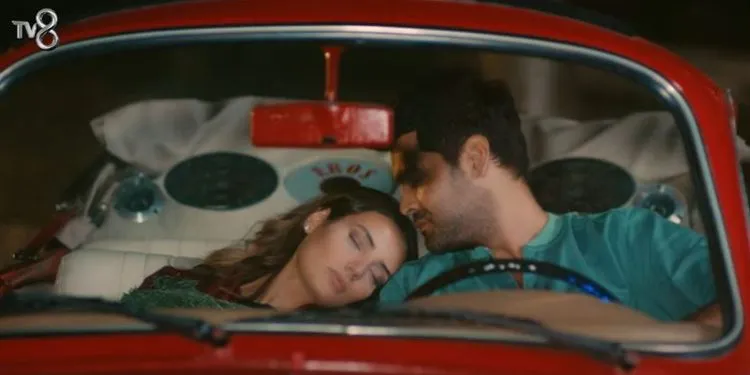 ¡Qué suerte tiene Yağmur Öztürk, compañero de Erkan Meriç en la serie Yazgı!