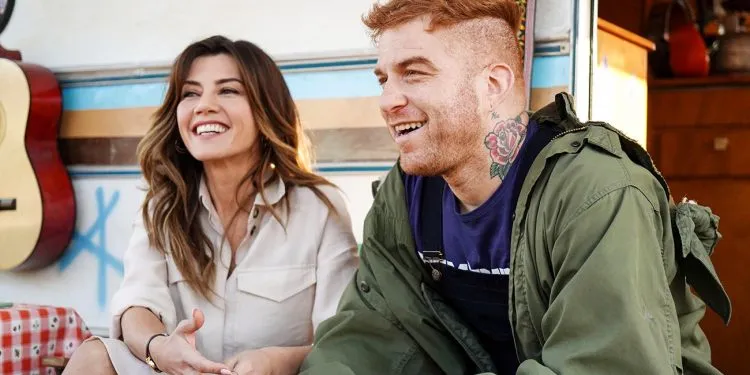 ¡Ha comenzado la cuenta regresiva para la película Kendi Yolumda, que reúne a Gökçe Bahadır y Gökhan Özoğuz!