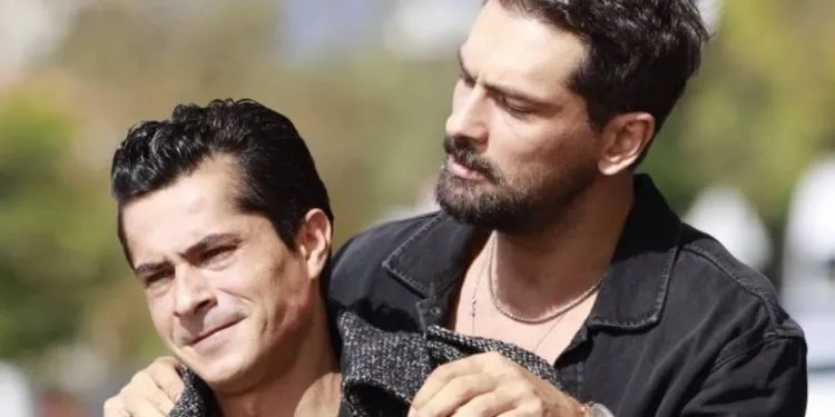 ¡Onur Tuna comenzó sus poses de despedida mientras la serie Mahkum se dirigía hacia el final!