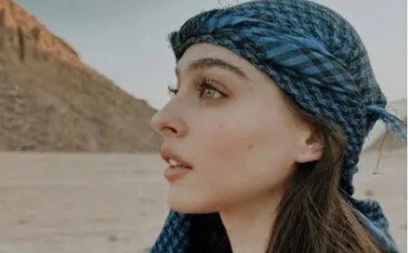 Cemre Baysel fue a Egipto Los fanáticos árabes estaban muy felices