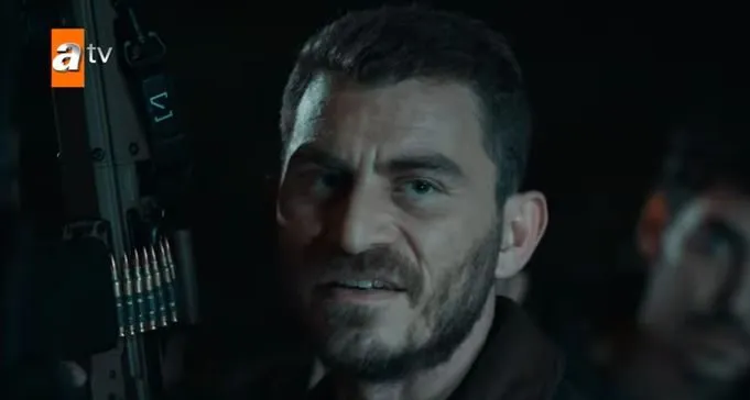 Resumen de una palabra de la carrera actoral de Eren Vurdem, ¡acción!
