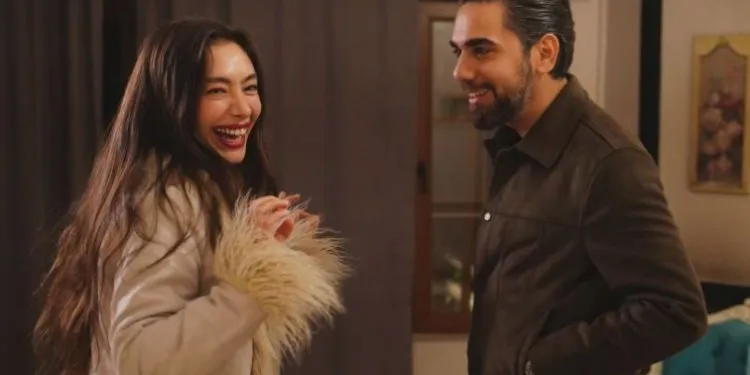 ¡La energía de Neslihan Atagül y Kadir Doğulu precedió a la serie Gecenin Ucunda!