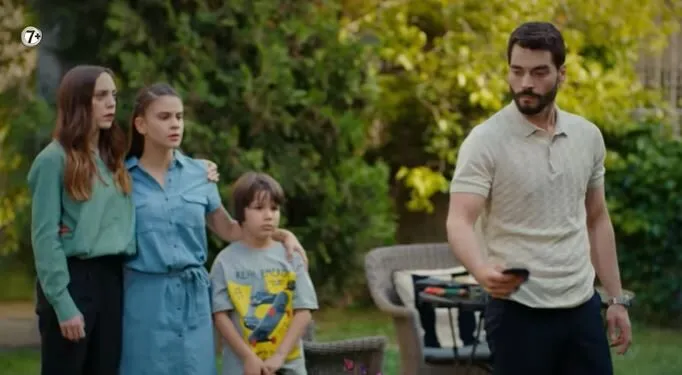 ¡La serie Kaderimin Oyunu de Akın Akınözü, que duró 1 temporada, se transmitirá en el famoso canal de EE. UU.!