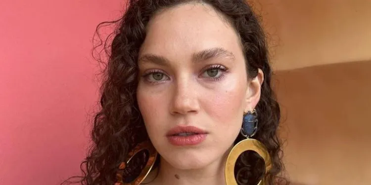 ¡Melisa Şenolsun regresará a los platós con un nuevo proyecto muy pronto!