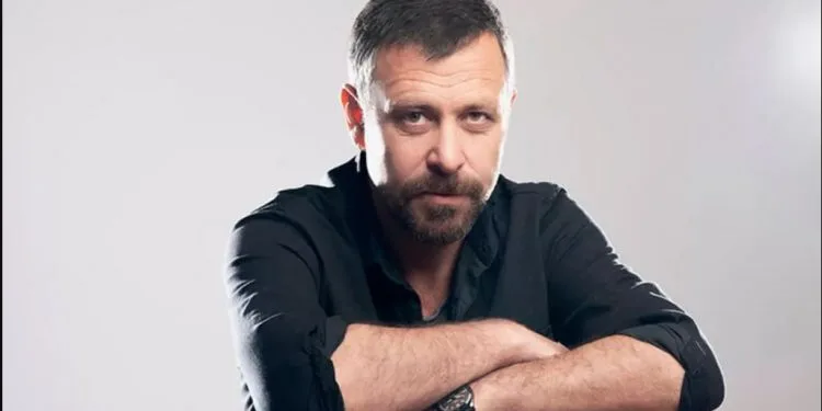 ¡Palabras de elogio del maestro actor Nejat İşler a su compañero en la película Tamirhane, Merve Dizdar!