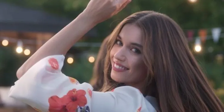 ¡Victoria de Afra Saraçoğlu en la popular lista de actores turcos de IMDB! ¡Hande Erçel y Can Yaman sorprenden con su estabilidad!