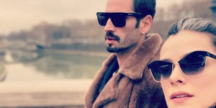 Gesto romántico de Burak Yamantürk a su esposa Özge Özpirinçci