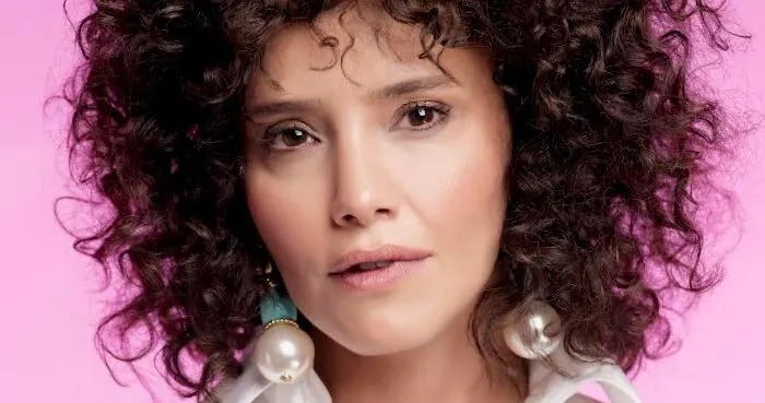 ¡La última sorpresa en la serie Yasak Elma fue Nehir Erdoğan!