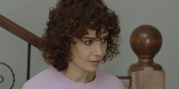 Songül Öden hizo una nueva serie, estaba muy emocionada, ¡pero no puede hablar!