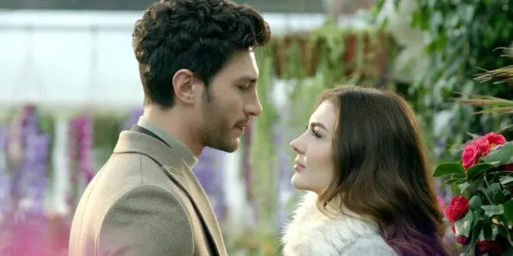 ¡Aşk Mantık İntikam se convirtió en la serie romántica más comentada de 2022!