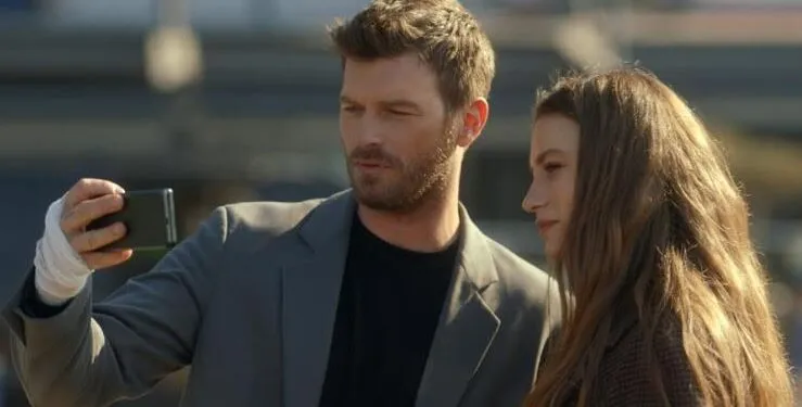 ¡Serenay Sarıkaya y Kıvanç Tatlıtuğ, los protagonistas de la serie Aile, se dedicaron a la caridad!