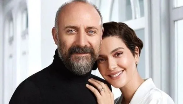 Gran donación de la famosa pareja de actores Bergüzar Korel y Halit Ergenç a las víctimas del terremoto