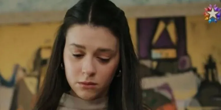 ¡Después de todos esos linchamientos, la actitud que será una lección para todos de Buçe Buse Kahraman, Pelin de la serie Yalı Çapkını!