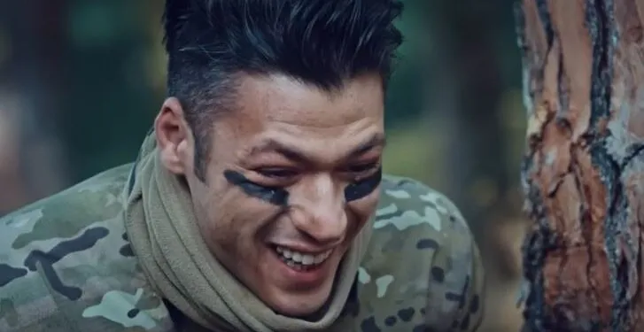 ¡La serie de Dokuz Oğuz, protagonizada por Kubilay Aka, cayó en las garras de los problemas de calificación!