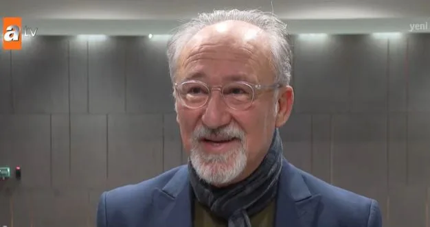 ¿Quién es el actor que se ganó la admiración de Altan Erkekli y todo el equipo en la serie de televisión Bir Küçük Gün Işığı?